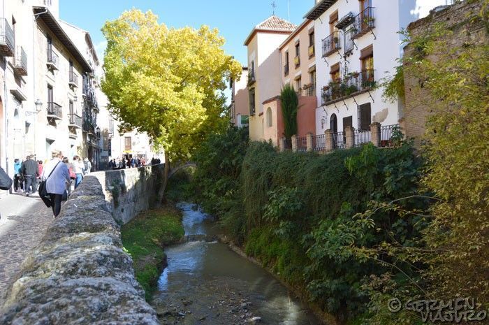 Paseo-de-los-tristes q ver en granada