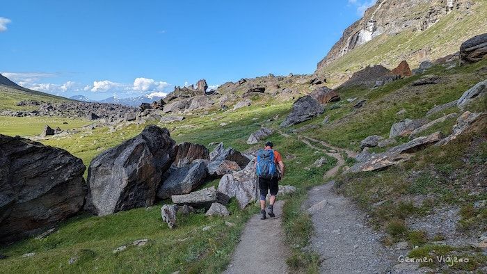 Ruta de senderismo al lago Trollsjön o Rissajaure-Tramo de la pedrera durante el regreso